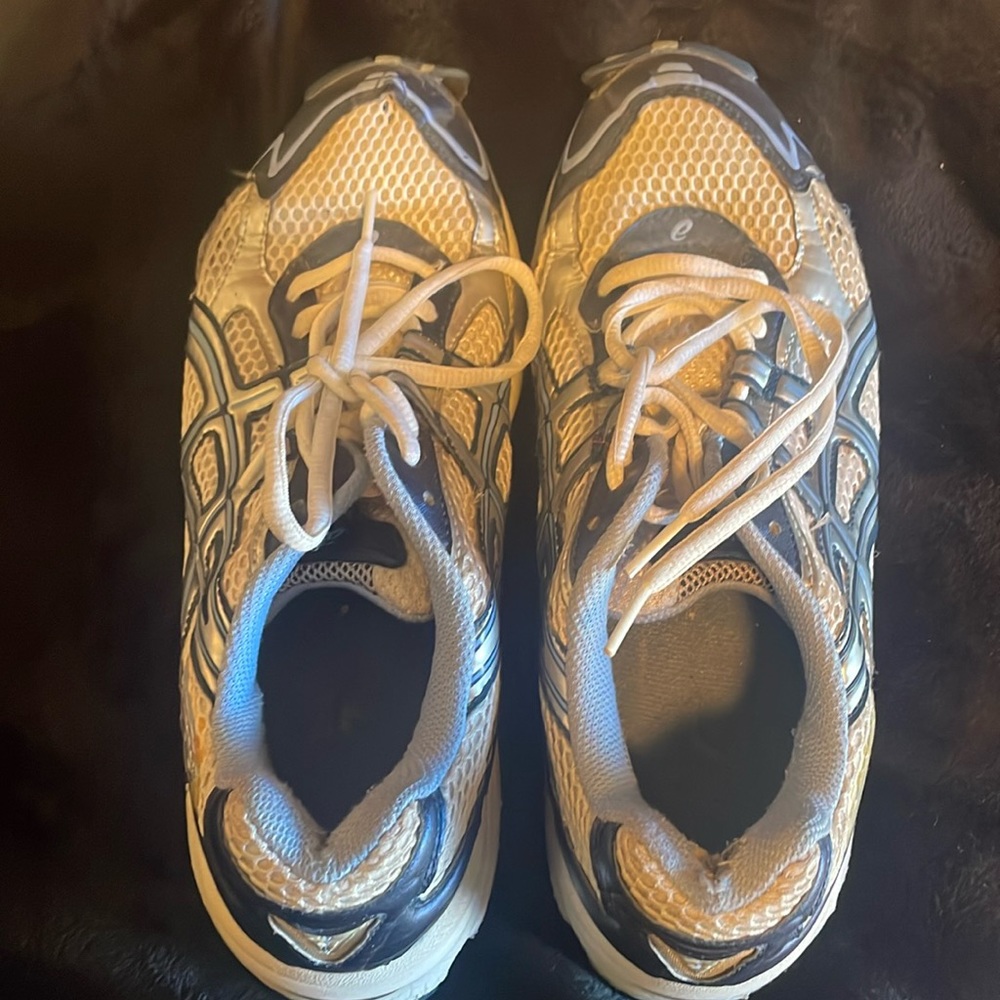 ASICS